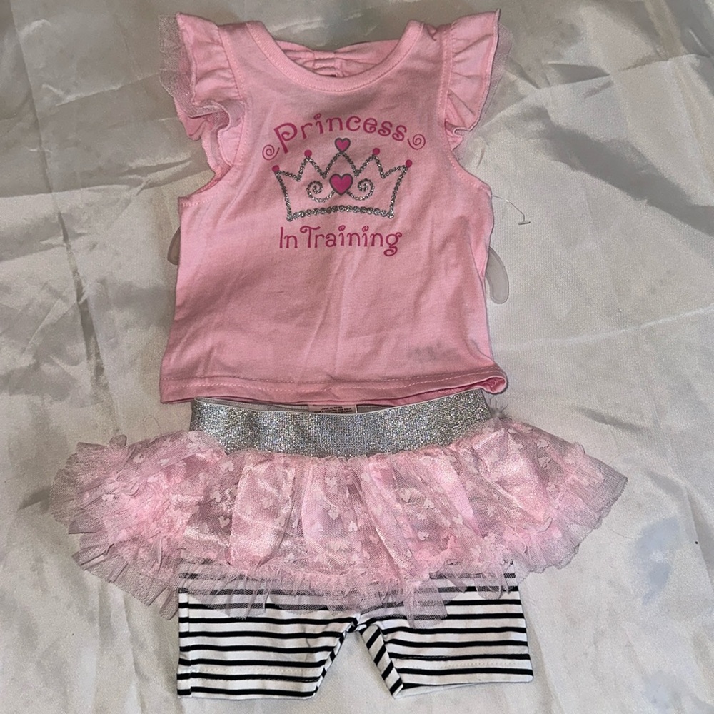 DDG Darlings Matching Shirt with Short/Skirt Baby Girl Outfit 3-6 Months NWT